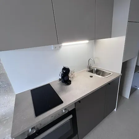 Modern Near Old Town Apartamento Košice